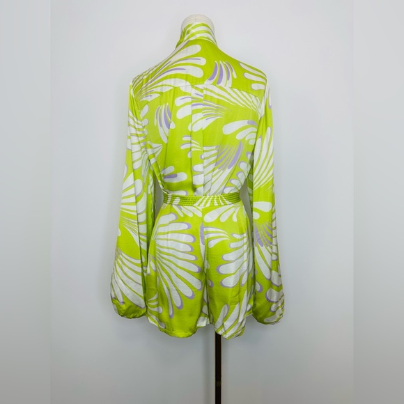 Alexis Devyn Top and Short Set - Picture 6 of 16